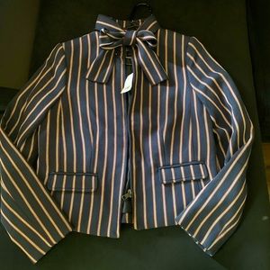 BR bow tie stripe blaze.